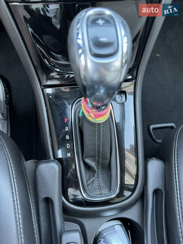 Позашляховик / Кросовер Buick Encore 2017 в Дніпрі