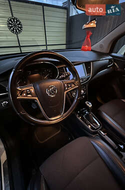 Позашляховик / Кросовер Buick Encore 2018 в 