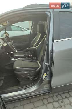 Позашляховик / Кросовер Buick Encore 2013 в 