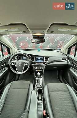 Позашляховик / Кросовер Buick Encore 2016 в 