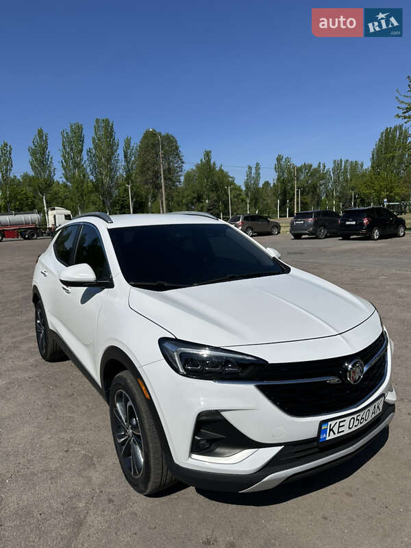 2021 Buick Encore, VIN KL4MMESL5MB153990:plate — zdjęcie 1 (autoria)
