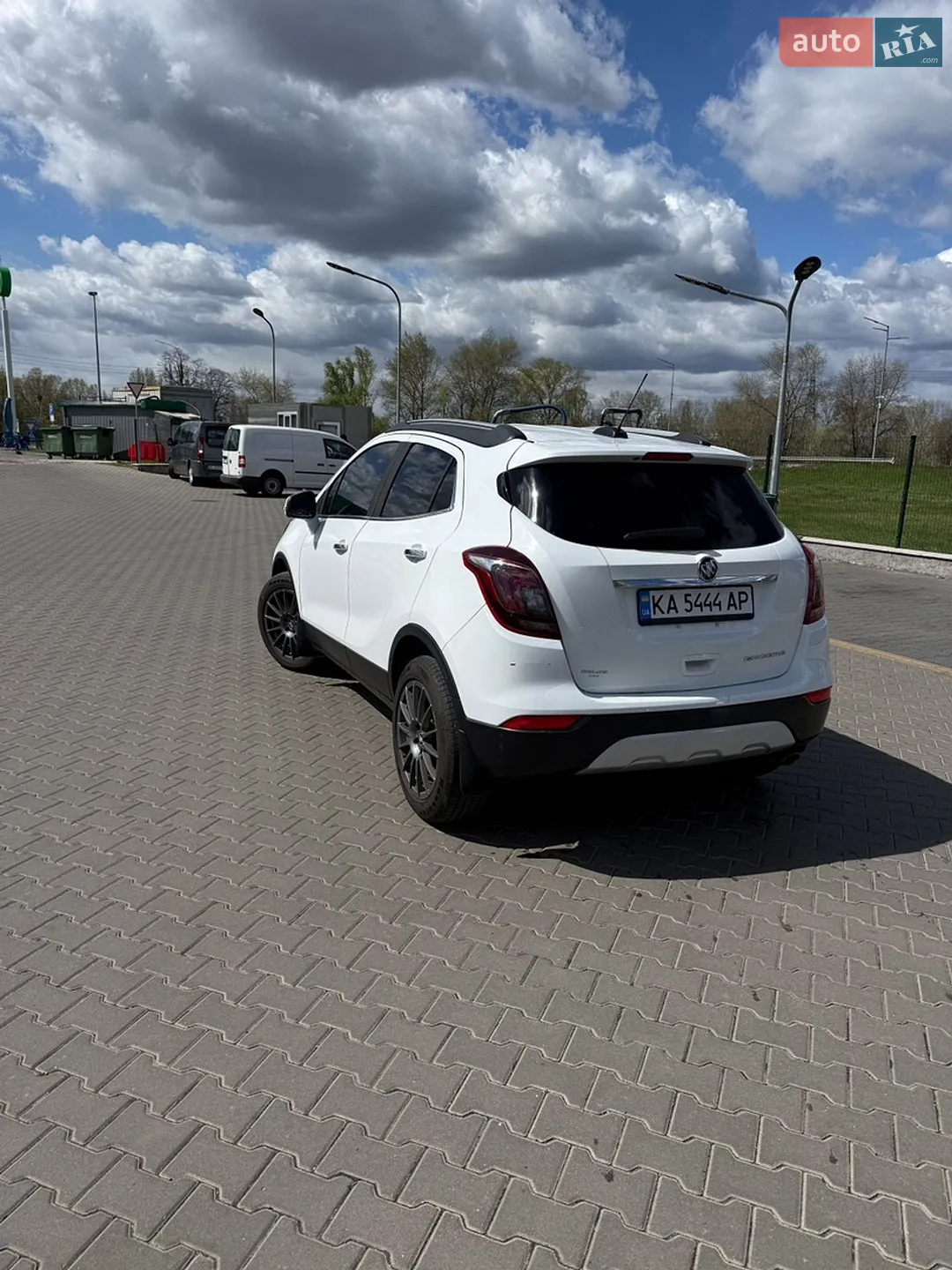Buick Encore 2019 VIN KL4CJASB2KB952966 фото оголошення 9 з 14