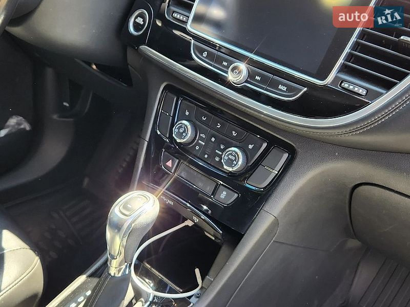 Внедорожник / Кроссовер Buick Encore 2019 в Кагарлыке