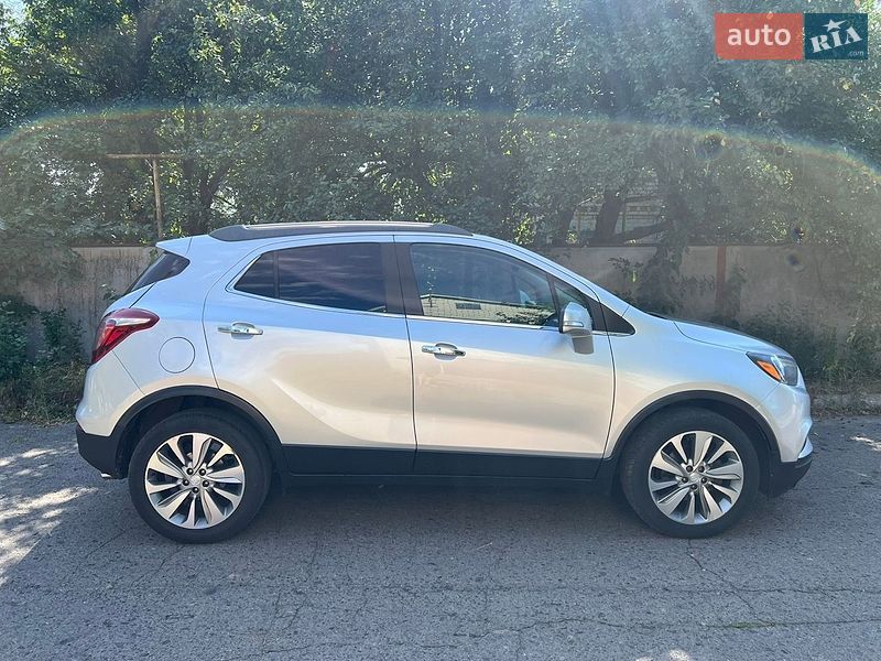 Позашляховик / Кросовер Buick Encore 2017 в Харкові