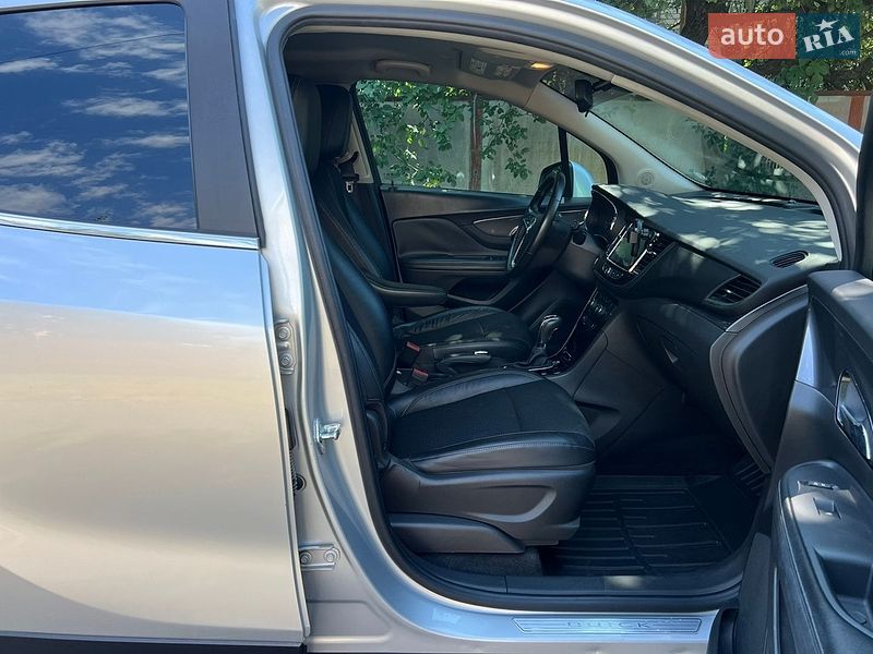 Позашляховик / Кросовер Buick Encore 2017 в Харкові
