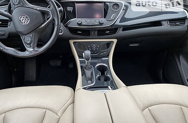 Позашляховик / Кросовер Buick Envision 2017 в 