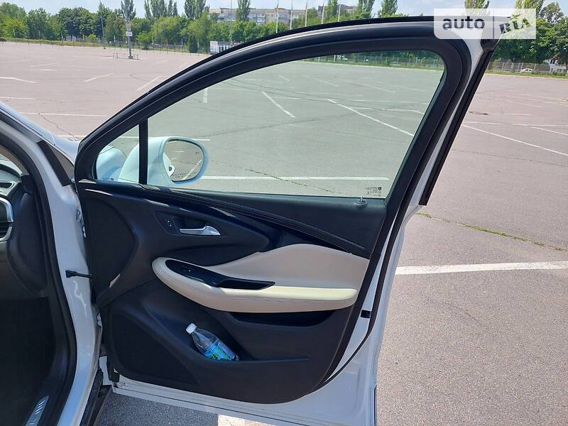 Позашляховик / Кросовер Buick Envision 2017 в Дніпрі фото 25 Позашляховик / Кросовер Buick Envision 2017 в Дніпрі