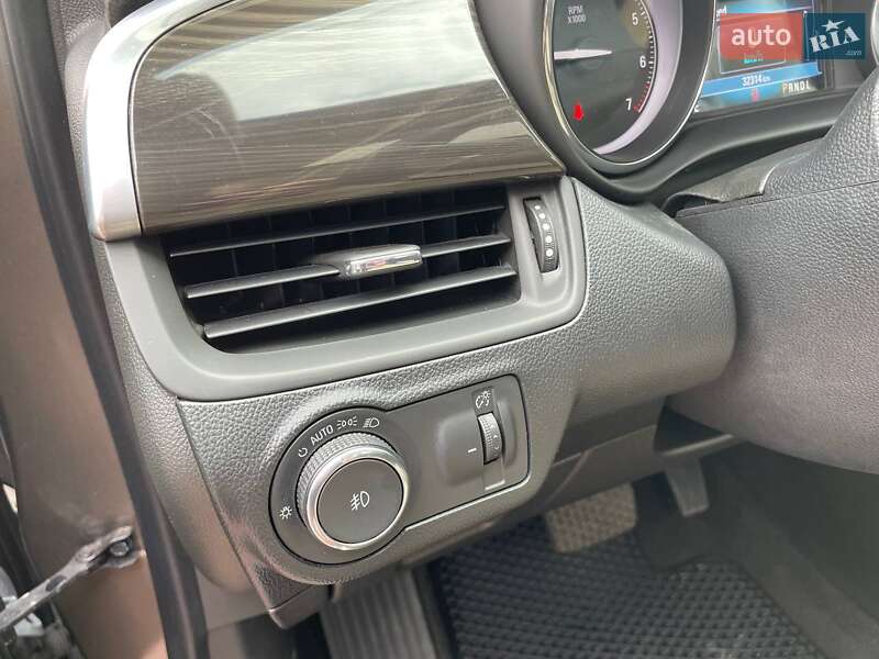 Позашляховик / Кросовер Buick Envision 2018 в Києві