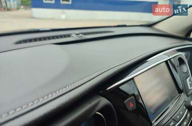 Внедорожник / Кроссовер Buick Envision 2016 в 