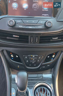 Позашляховик / Кросовер Buick Envision 2017 в Одесі