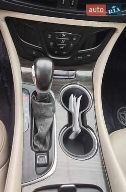 Внедорожник / Кроссовер Buick Envision 2019 в 