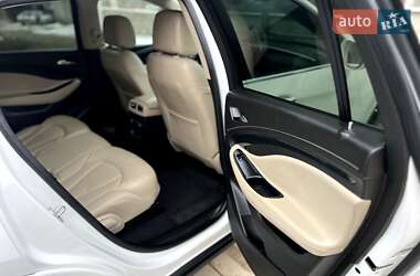 Внедорожник / Кроссовер Buick Envision 2016 в 