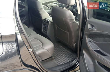 Внедорожник / Кроссовер Buick Envision 2017 в 