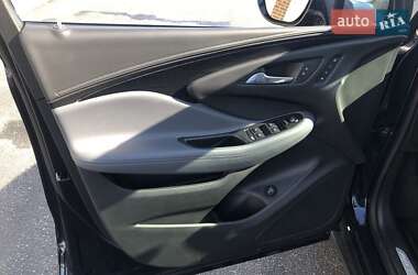 Позашляховик / Кросовер Buick Envision 2020 в 