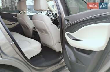 Внедорожник / Кроссовер Buick Envision 2017 в 