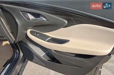 Внедорожник / Кроссовер Buick Envision 2018 в 