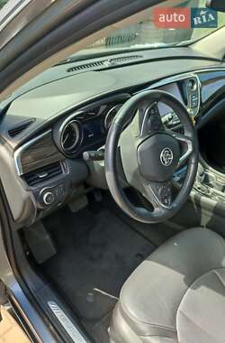 Позашляховик / Кросовер Buick Envision 2018 в 