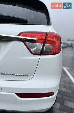 Позашляховик / Кросовер Buick Envision 2017 в 