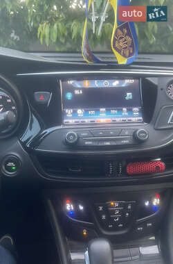 Внедорожник / Кроссовер Buick Envision 2016 в 