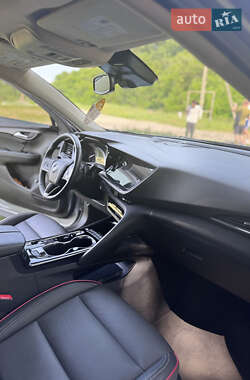Внедорожник / Кроссовер Buick Envision 2022 в 