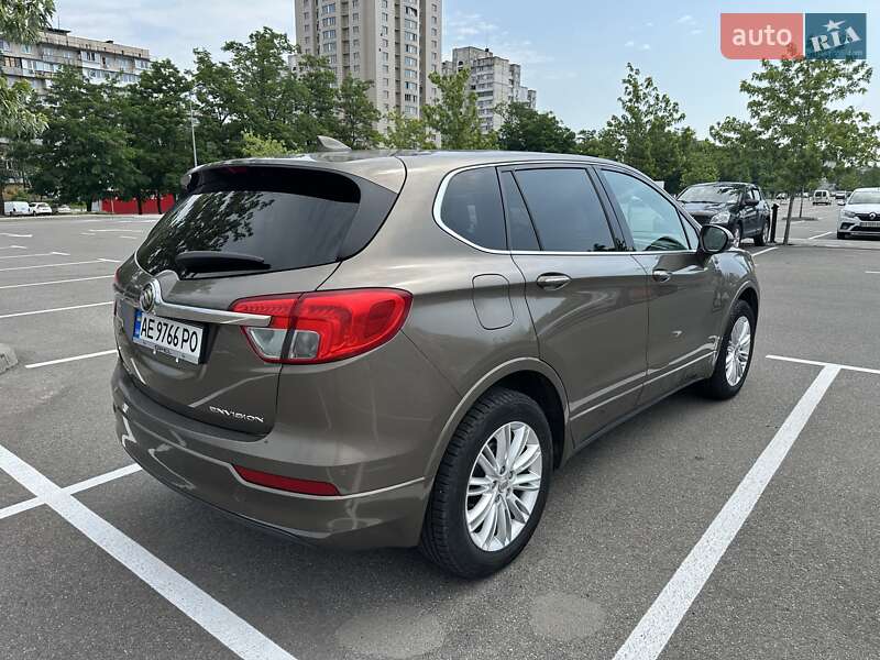 Позашляховик / Кросовер Buick Envision 2016 в Києві