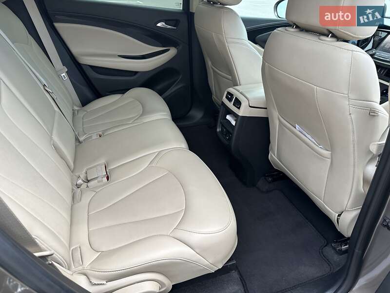 Позашляховик / Кросовер Buick Envision 2016 в Києві