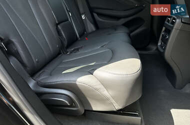 Позашляховик / Кросовер Buick Envision 2018 в 