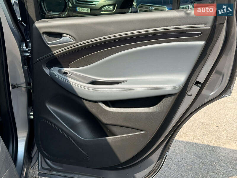 Внедорожник / Кроссовер Buick Envision 2019 в Виннице