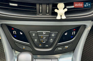 Внедорожник / Кроссовер Buick Envision 2019 в 