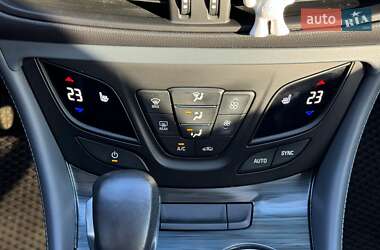 Внедорожник / Кроссовер Buick Envision 2019 в 