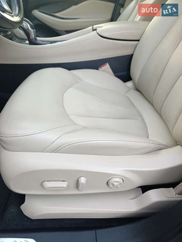 Позашляховик / Кросовер Buick Envision 2020 в Києві