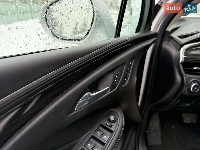 Позашляховик / Кросовер Buick Envision 2017 в Тернополі