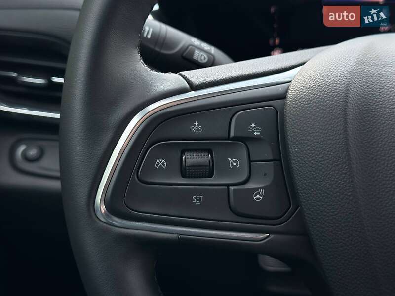 Внедорожник / Кроссовер Buick Envista 2024 в Киеве