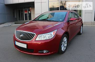 Седан Buick LaCrosse 2012 в 