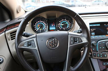 Седан Buick LaCrosse 2012 в 