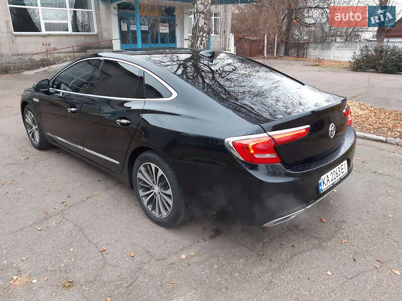 Седан Buick LaCrosse 2016 в Коростене