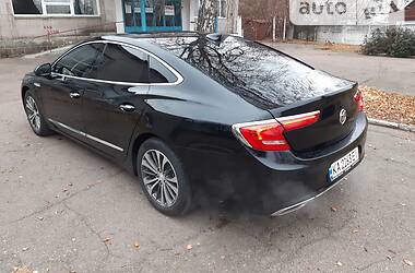 Седан Buick LaCrosse 2016 в Коростене