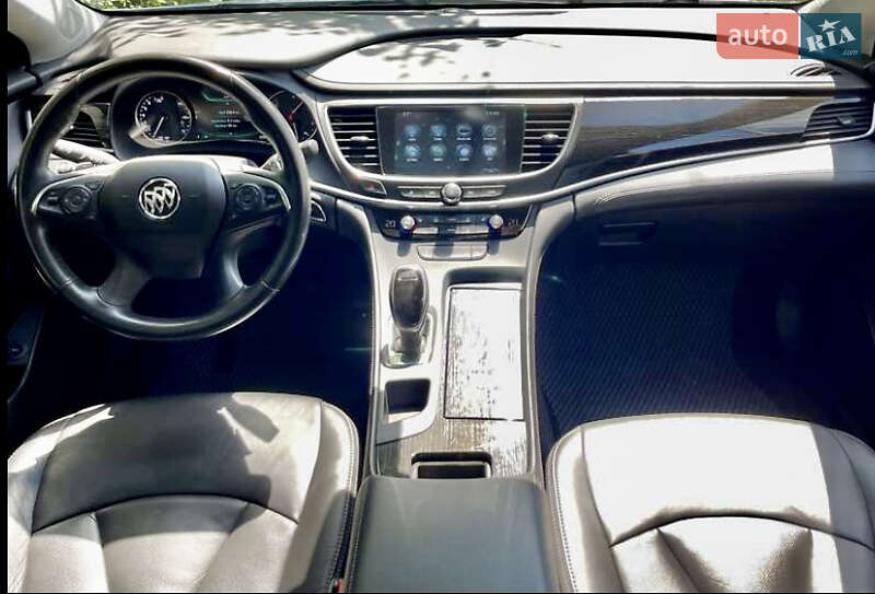 Седан Buick LaCrosse 2018 в Киеве