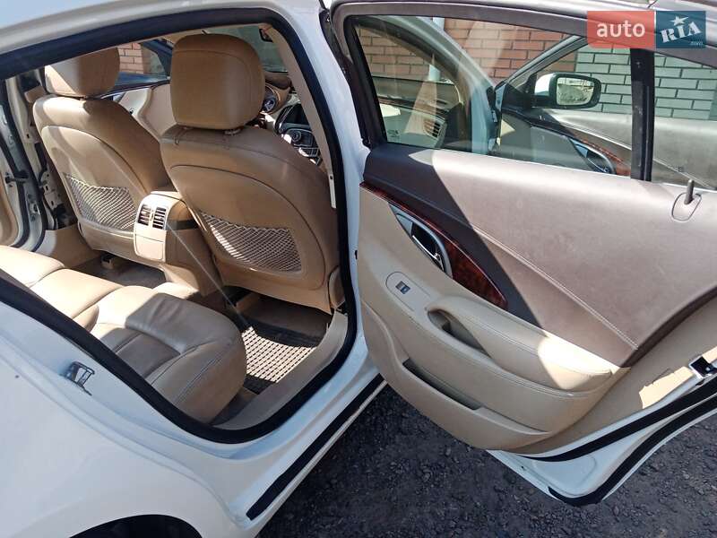 Седан Buick LaCrosse 2012 в Києві фото 11 Седан Buick LaCrosse 2012 в Києві