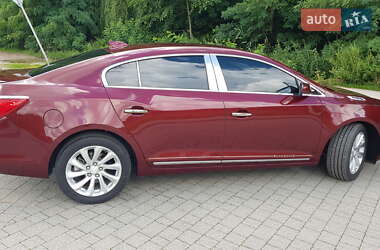 Седан Buick LaCrosse 2015 в Городку