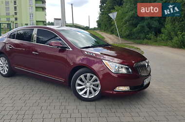 Седан Buick LaCrosse 2015 в Городку