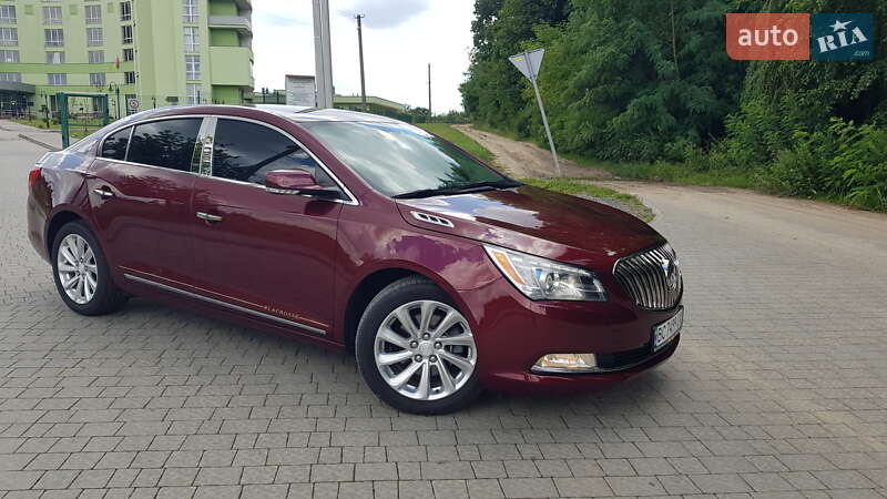 Седан Buick LaCrosse 2015 в Городку