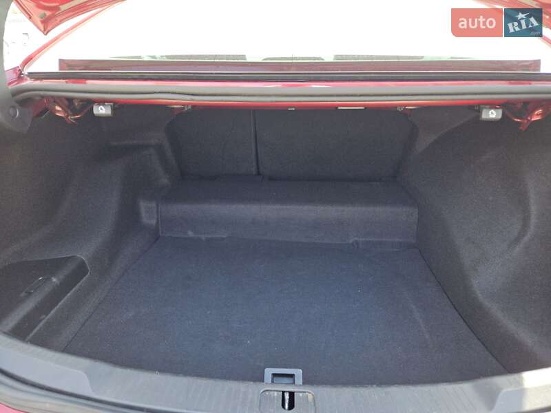 Седан Buick LaCrosse 2018 в Житомире фото 15 Седан Buick LaCrosse 2018 в Житомире