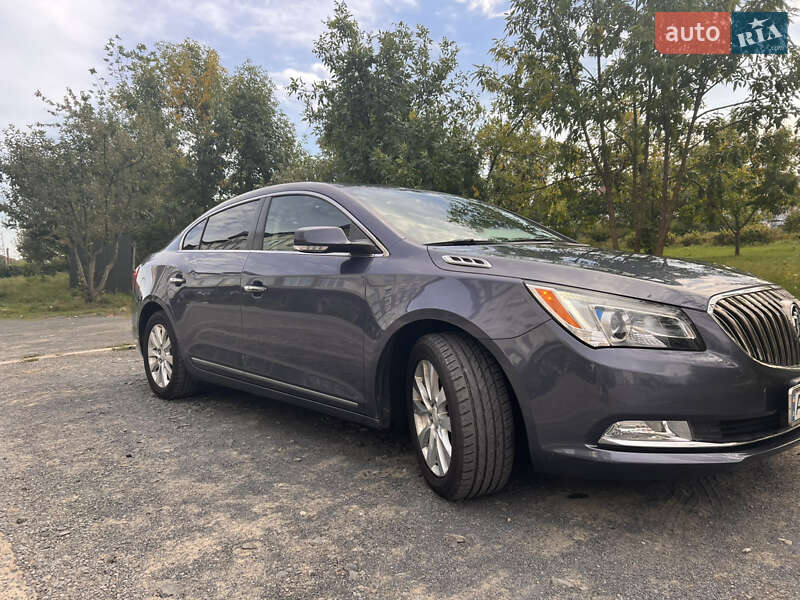 Седан Buick LaCrosse 2013 в Ужгороде