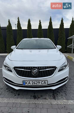 Седан Buick LaCrosse 2018 в Коростене