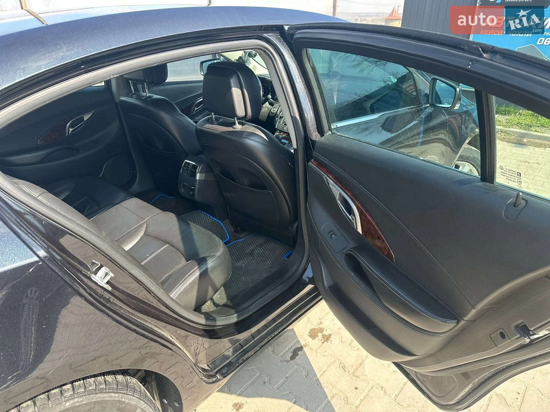 2011 Buick LaCrosse - мініатюра 24