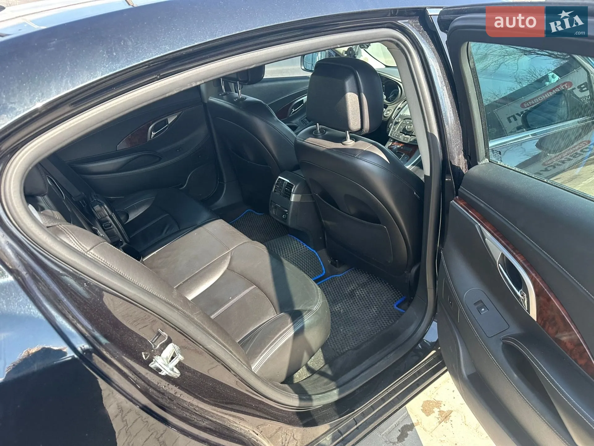 2011 Buick LaCrosse - мініатюра 42