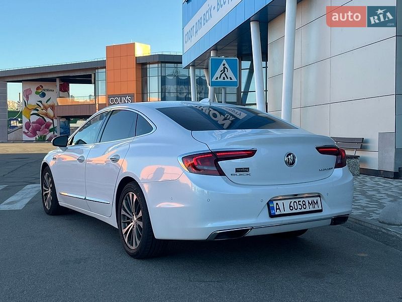 Седан Buick LaCrosse 2016 в Киеве