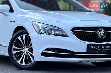 Седан Buick LaCrosse 2017 в Киеве