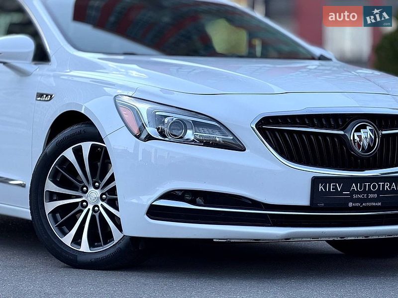Седан Buick LaCrosse 2017 в Киеве